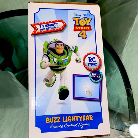 Buzz lightyear remote control figure age 8+ - Picture 2 of 3
